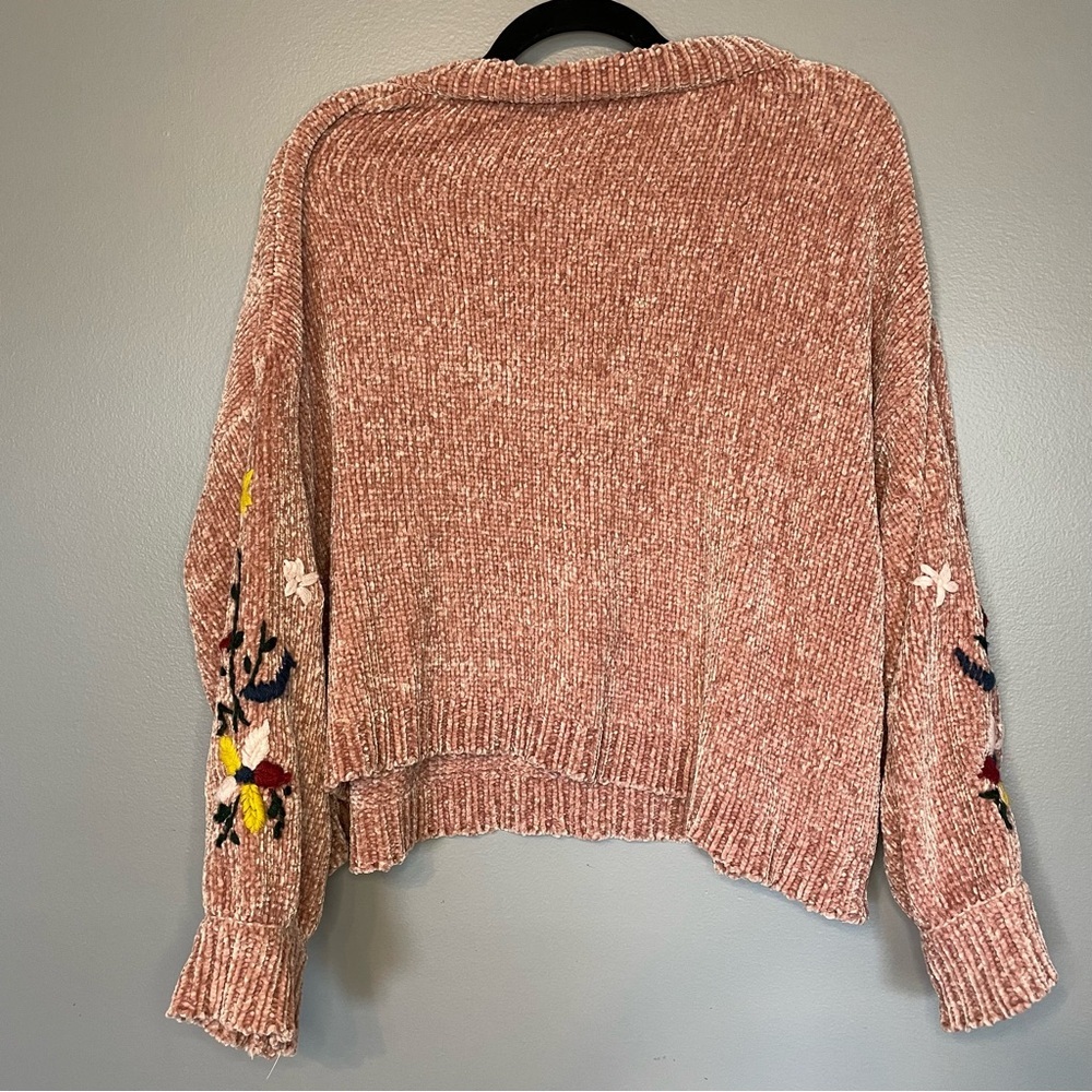 Sadie & Sage | Light pink chenille sweater cottage core twee boxy flowers - Picture 3 of 7
